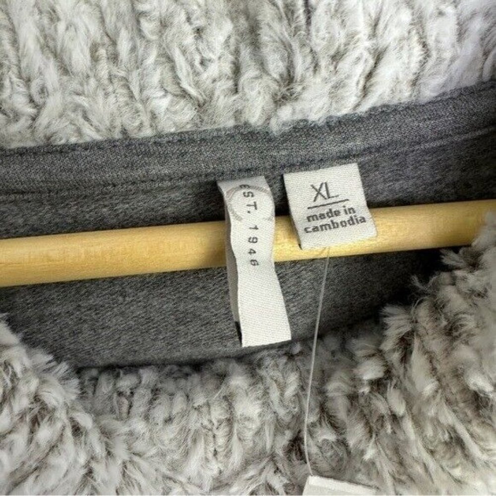 Cato Womens Size XL Gray Long Sleeve Top Off White Faux Fur Cowl Neck & Wrist - Picture 7 of 10